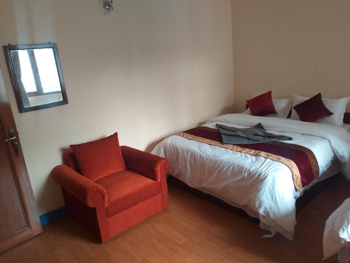 Hotel Silver Jubilee Катманду Екстериор снимка